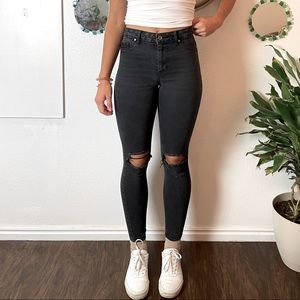 High rise skinny jeans size 9